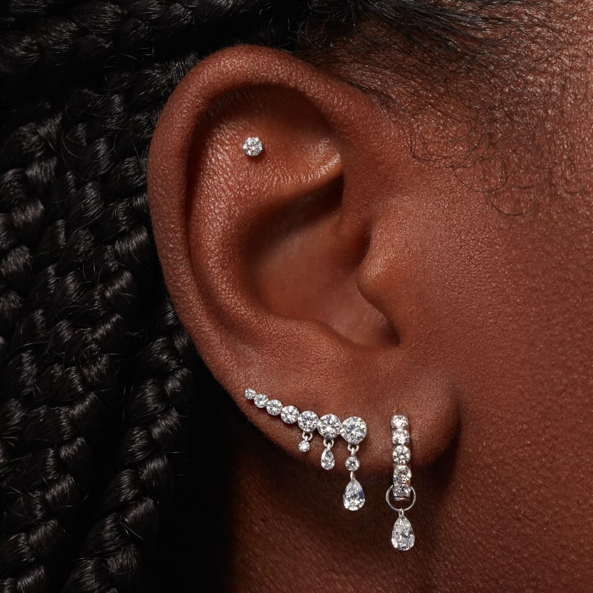 18mm Curved Crescendo Bar Invisible Set Diamond Ear Climber - Image 16