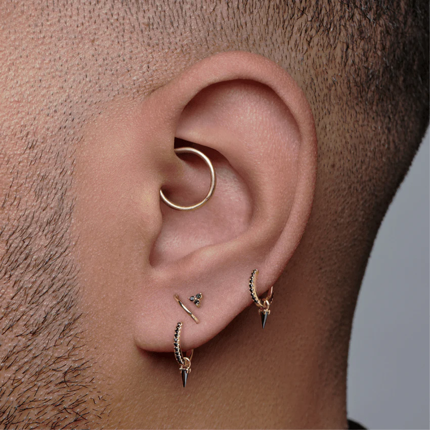 Black Diamond Trinity Threaded Stud Earring With Titanium Backing - Image 10