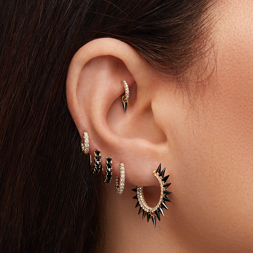 Black Moissanite Mohawk and Diamond Pavé Hoop Earring - Image 27