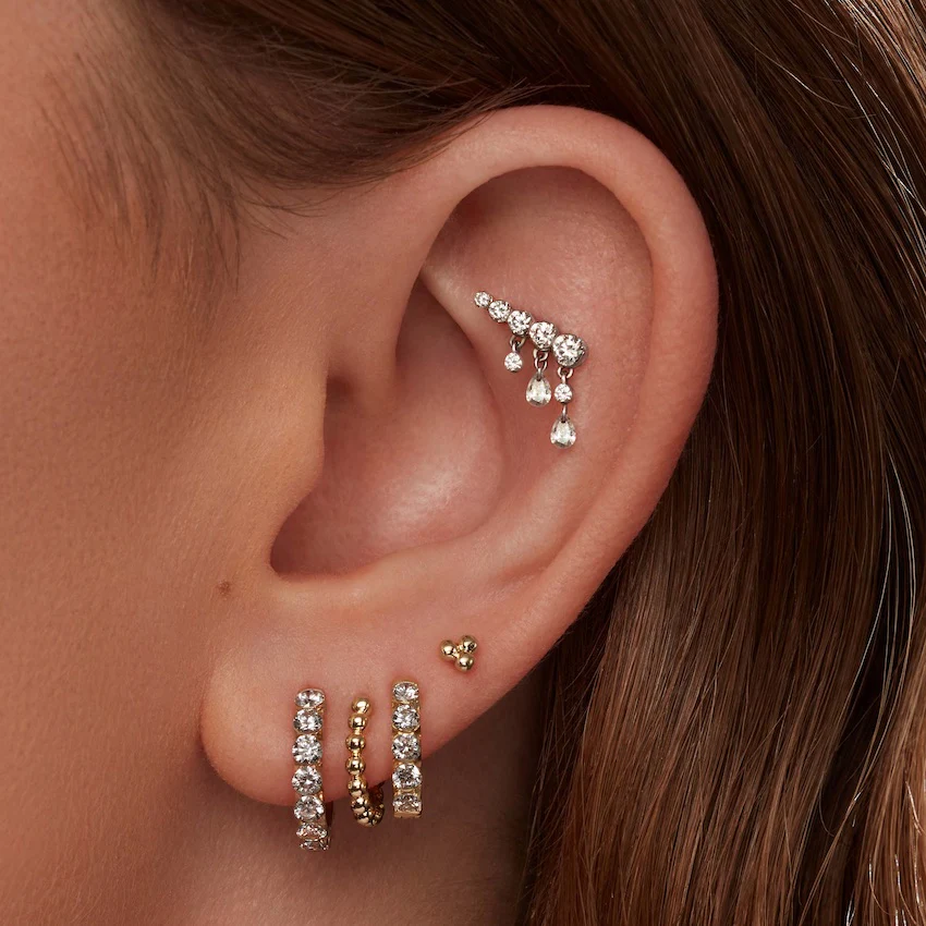 Invisible Set Diamond Crescendo Bar Threaded Stud Earring - Image 27
