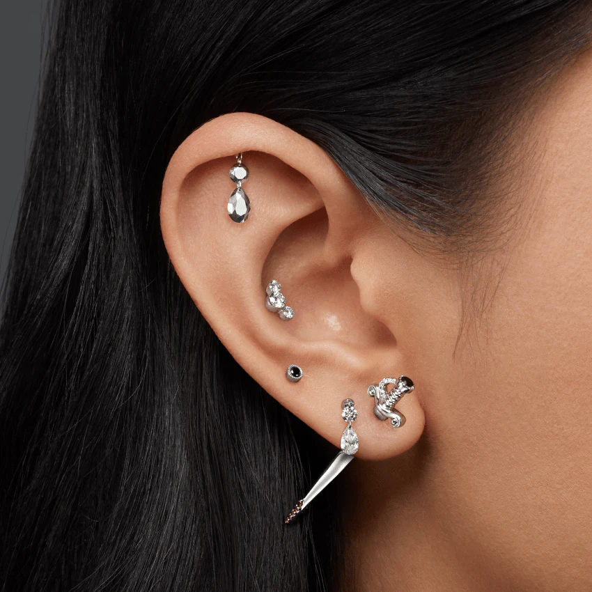 Invisible Set Three Diamond Curve Threaded Stud Earring - Image 4