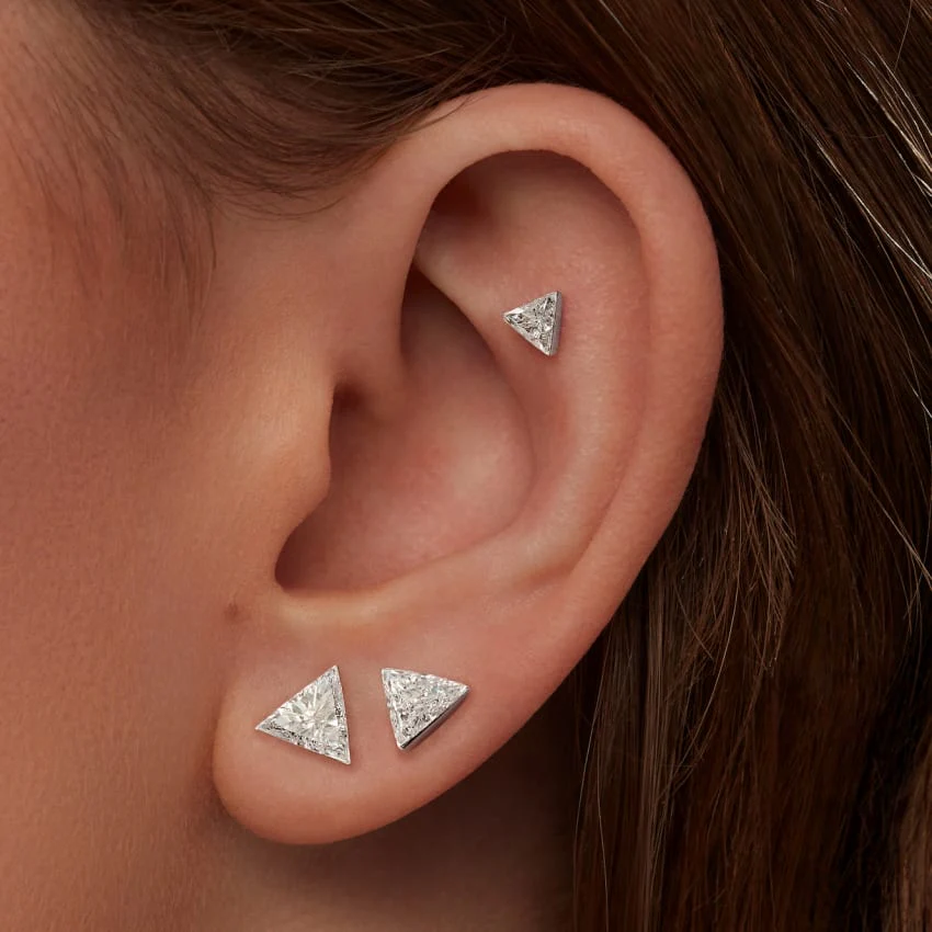 Invisible Set Triangle Diamond Threaded Stud Earring - Image 56