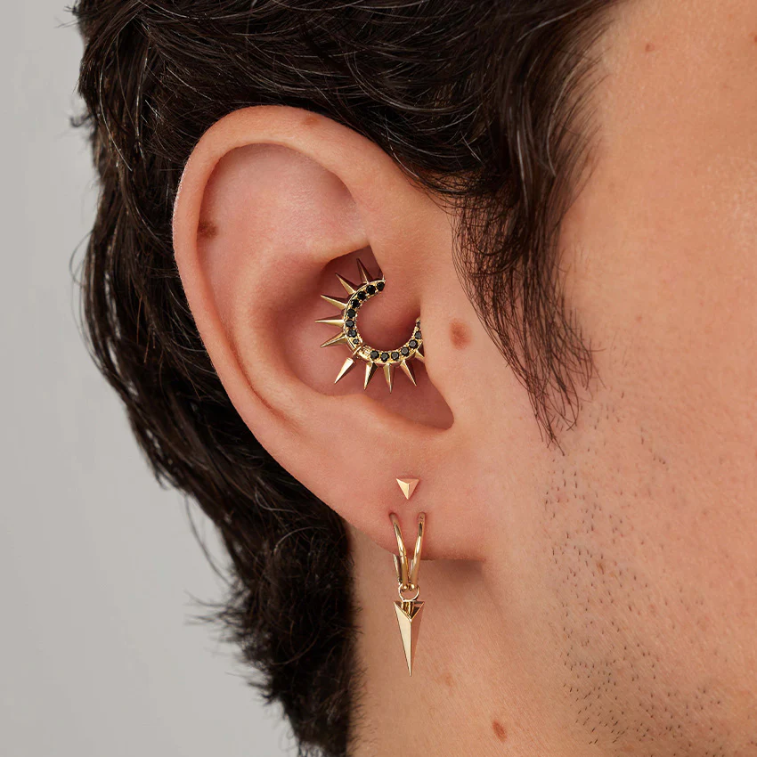 Metal Mohawk with Black and White Diamond Pavé Hoop Earring - Image 8