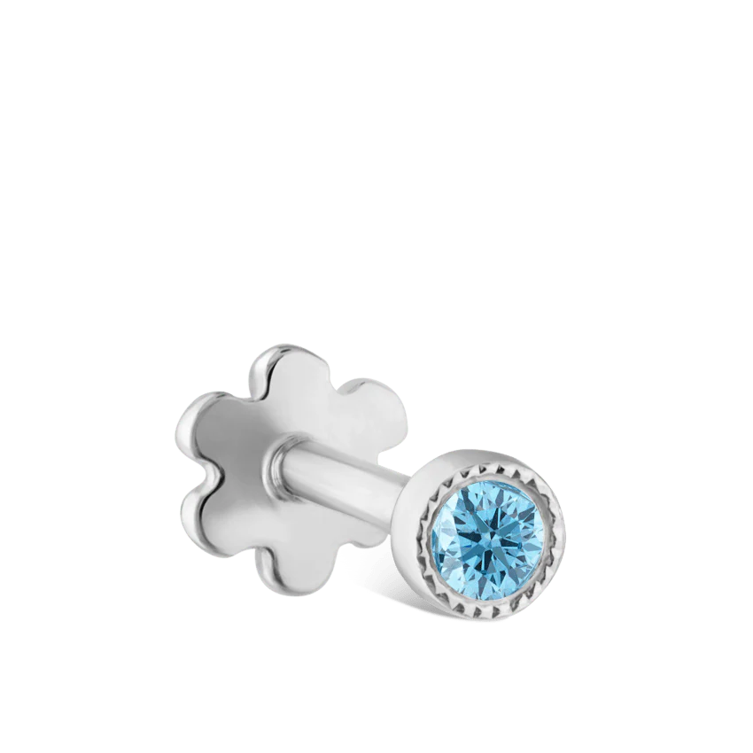 Scallop Set Light Blue Diamond Threaded Stud Earring - Image 2