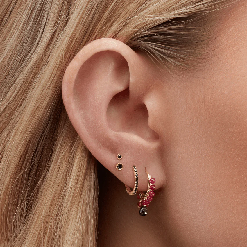 Scalloped Set Black Diamond Threaded Stud Earring - Image 36