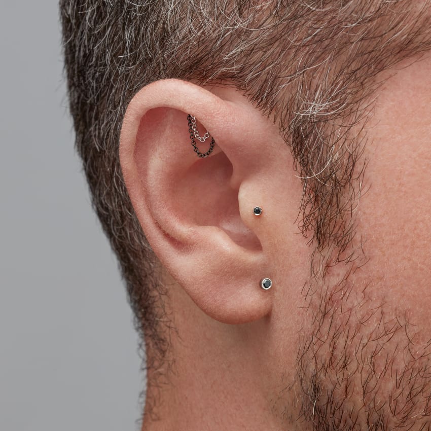 Scalloped Set Black Diamond Threaded Stud Earring - Image 4