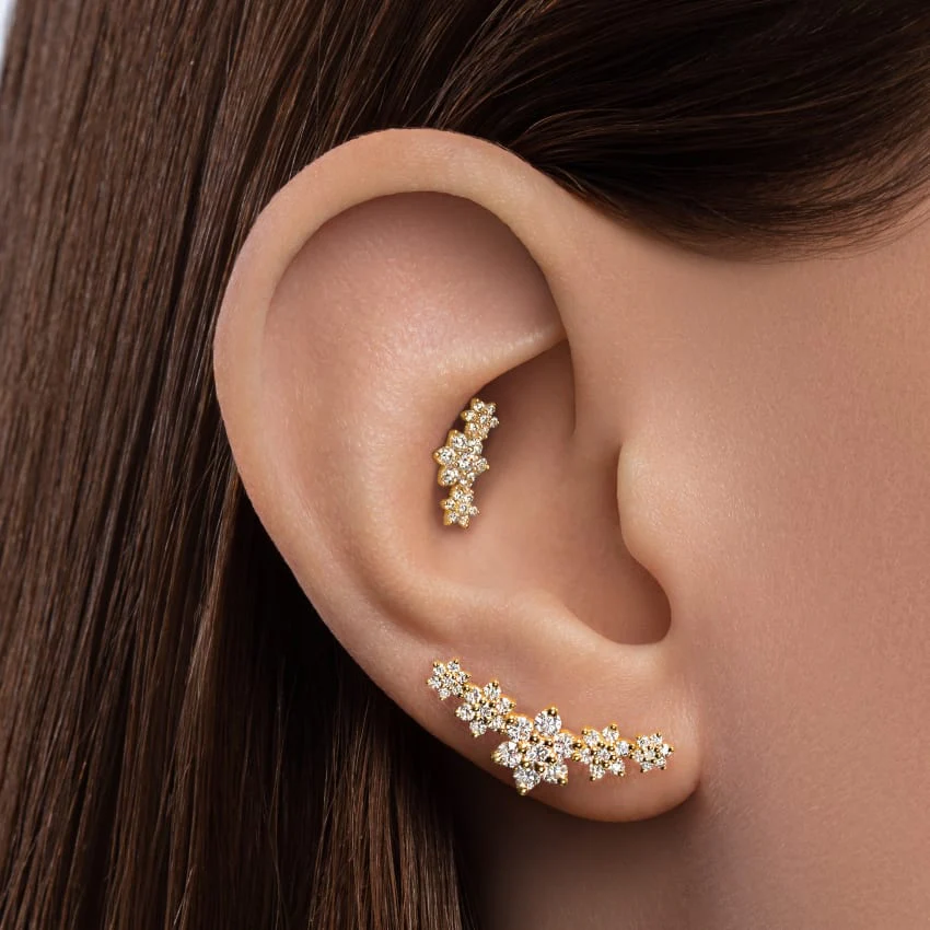 Three Flower Garland Diamond Threaded Stud Earring - Image 16